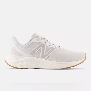 New Balance Tennis Shoes (Grey)
